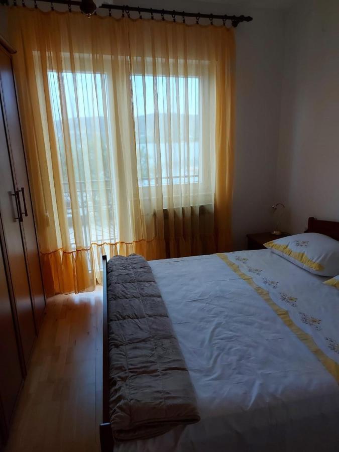 Apartman Luka Jadrtovac Esterno foto