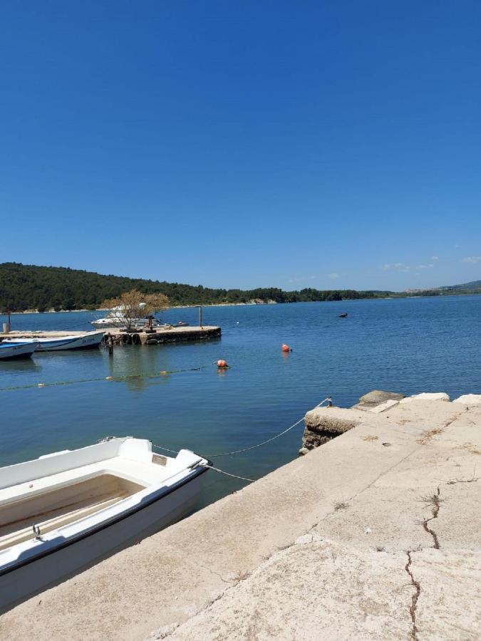 Apartman Luka Jadrtovac Esterno foto