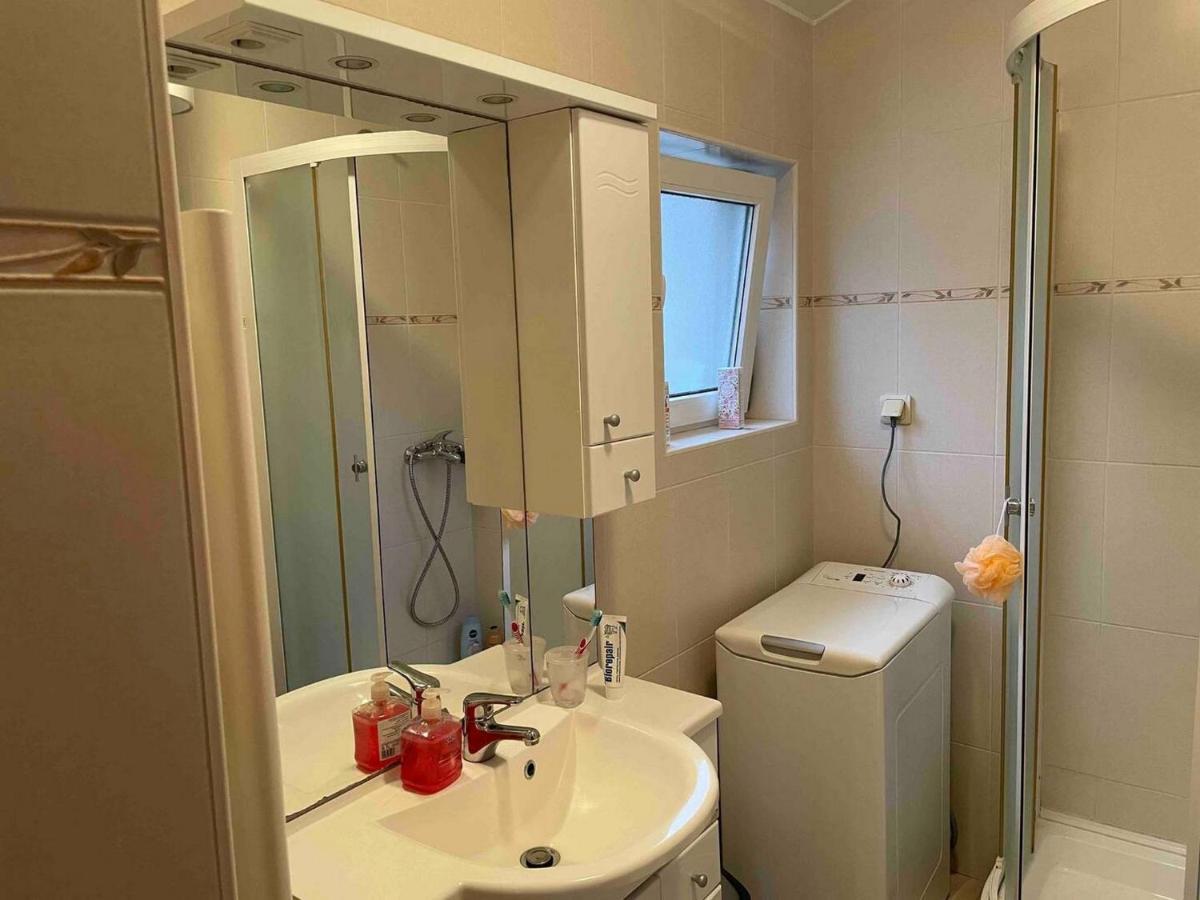Apartman Luka Jadrtovac Esterno foto